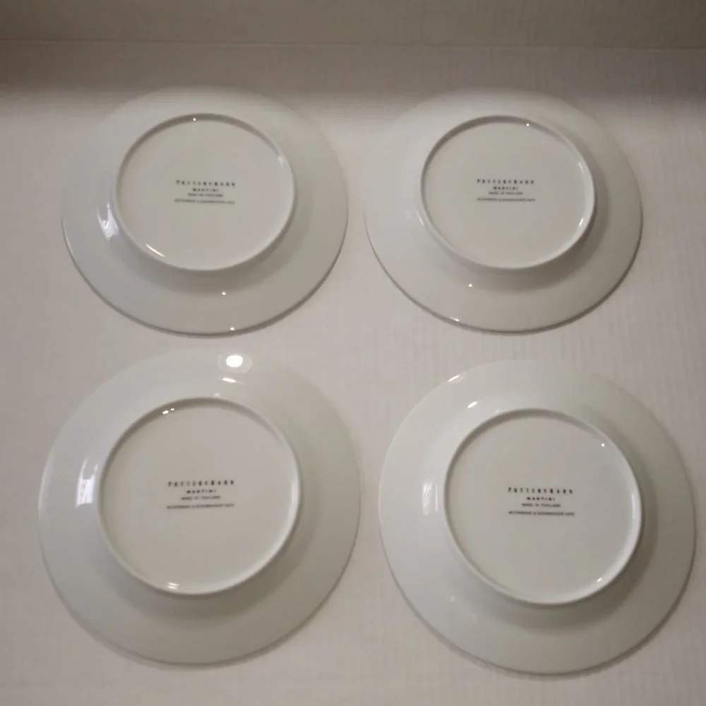 Pottery Barn Set of 4 Martini Coctail Plates